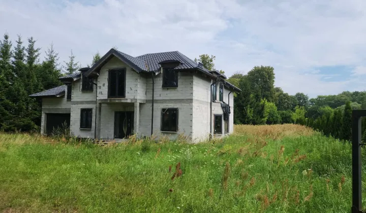 dom wolnostojący, 6 pokoi Tarnówka
