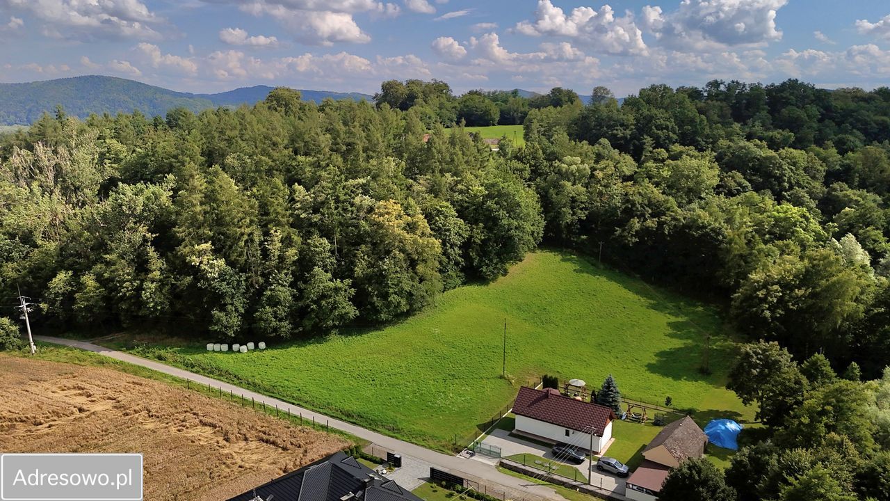 dom wolnostojący, 2 pokoje Jurków. Zdjęcie 2