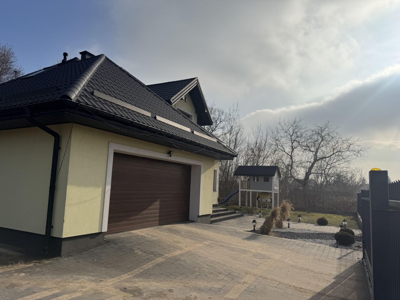 dom wolnostojący, 3 pokoje Stasi Las, ul. Pałacowa. Zdjęcie 3
