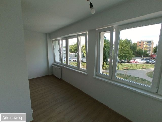 Mieszkanie 3-pokojowe Konin, ul. 11 Listopada. Zdjęcie 1