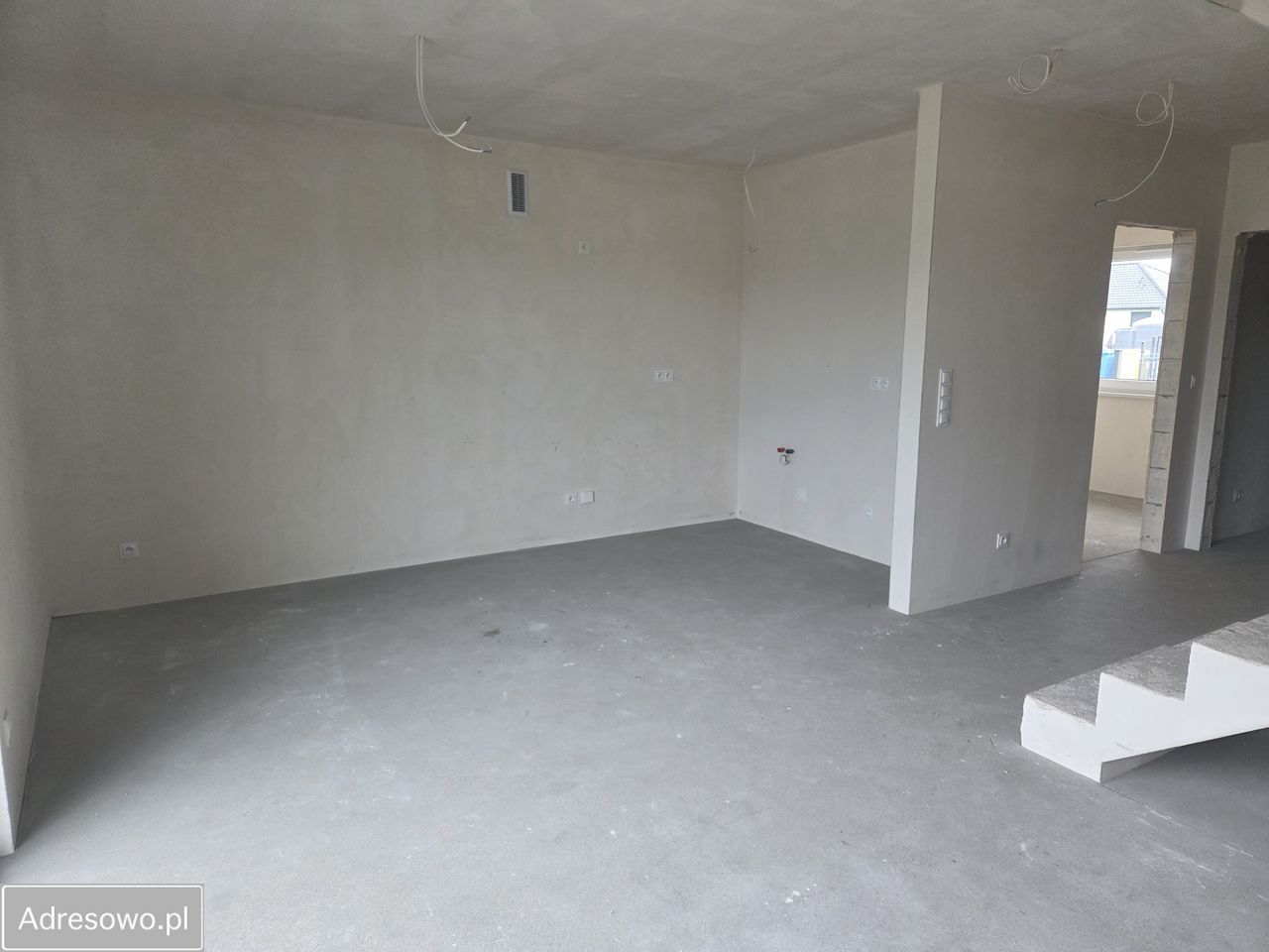 bliźniak, 3 pokoje Ligotka, ul. Spokojna. Zdjęcie 3