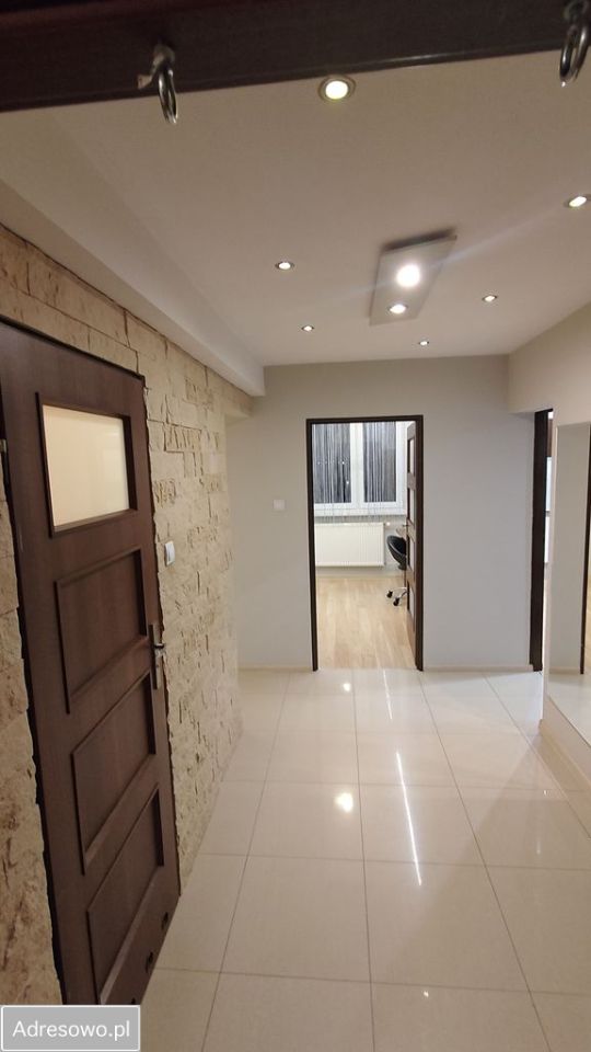 Mieszkanie 3-pokojowe Tarnów. Zdjęcie 1