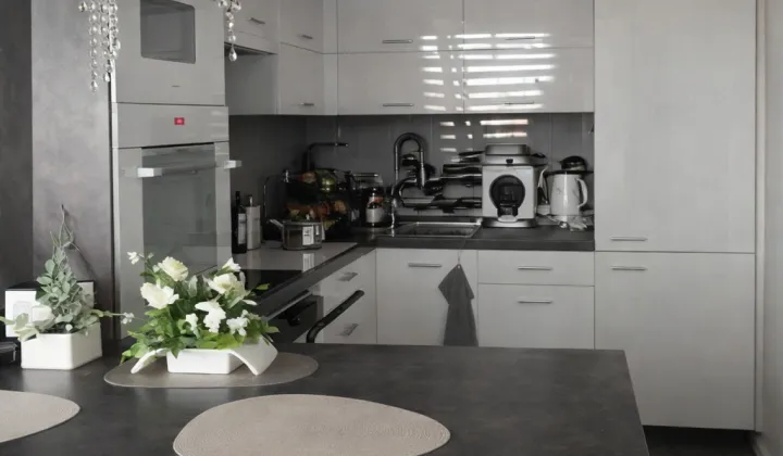 Mieszkanie 4-pokojowe Wodzisław Śląski, os. XXX-lecia PRL