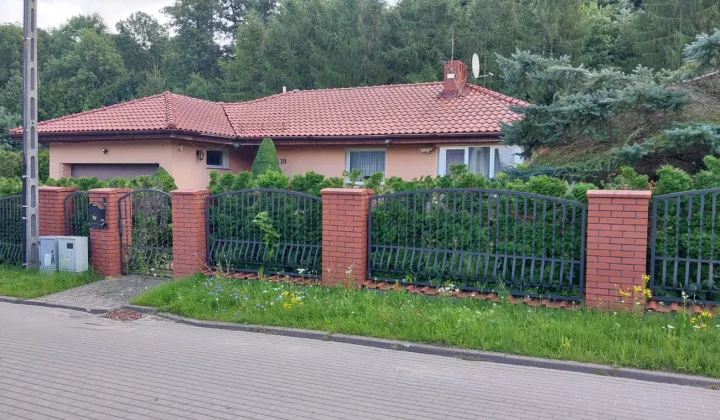 dom wolnostojący, 4 pokoje Elbląg