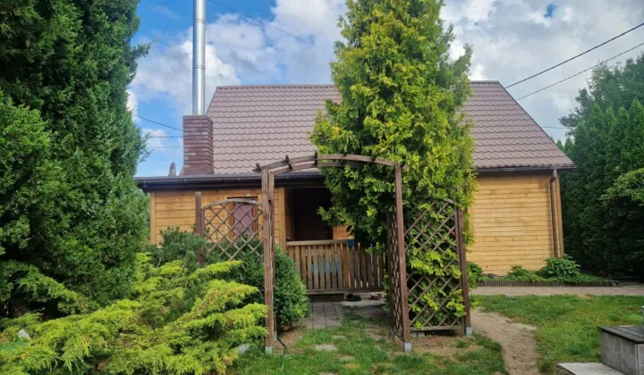 dom wolnostojący, 4 pokoje Gołębiówka