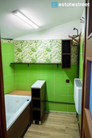 dom wolnostojący, 10 pokoi Piekary Śląskie Centrum, ul. Franciszka Żwirki. Zdjęcie 10