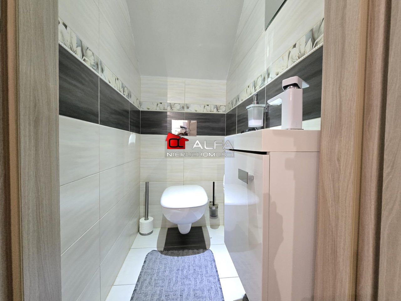 dom wolnostojący, 4 pokoje Żarów, ul. Kasztanowa. Zdjęcie 9