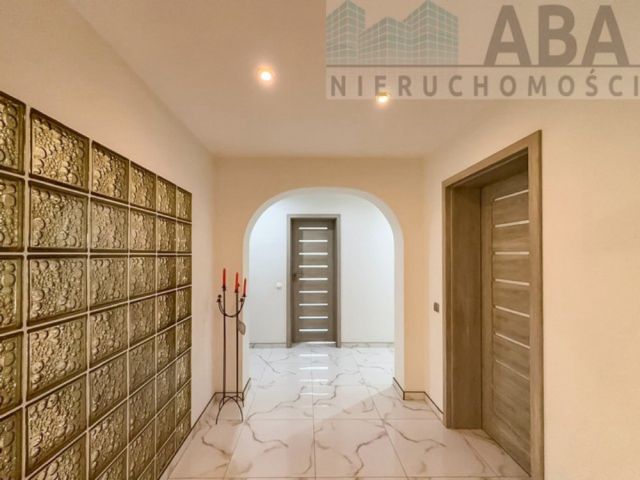 dom wolnostojący, 4 pokoje Stare Miasto, ul. Lisiecka. Zdjęcie 9