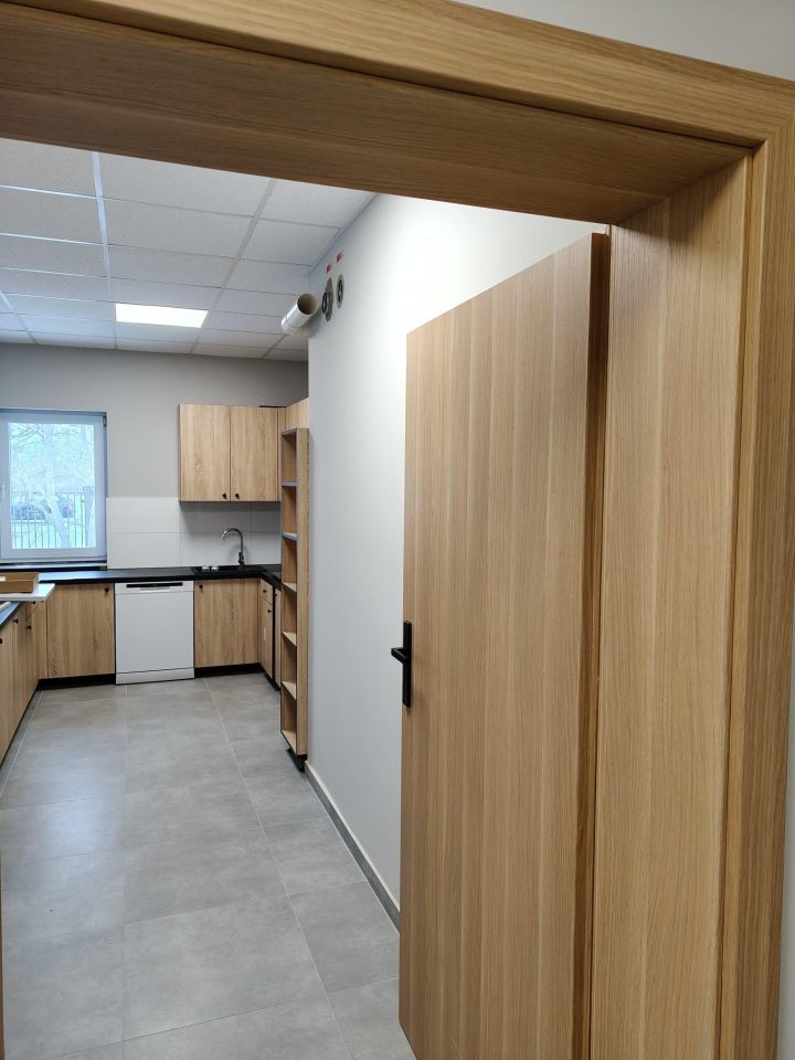 dom wolnostojący, 9 pokoi Płock Nowa Biała, ul. Długa. Zdjęcie 3