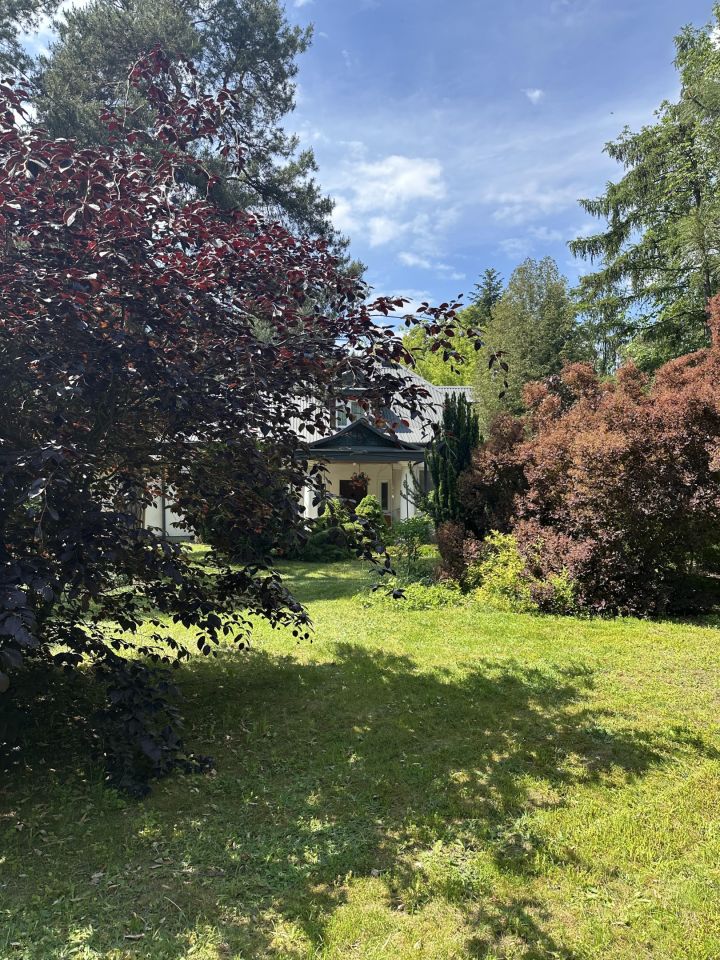 dom wolnostojący, 6 pokoi Konstancin-Jeziorna Chylice, ul. Miriama Przesmyckiego. Zdjęcie 8