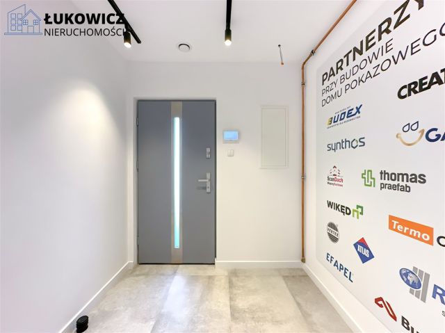 dom wolnostojący, 4 pokoje Pisarzowice. Zdjęcie 25