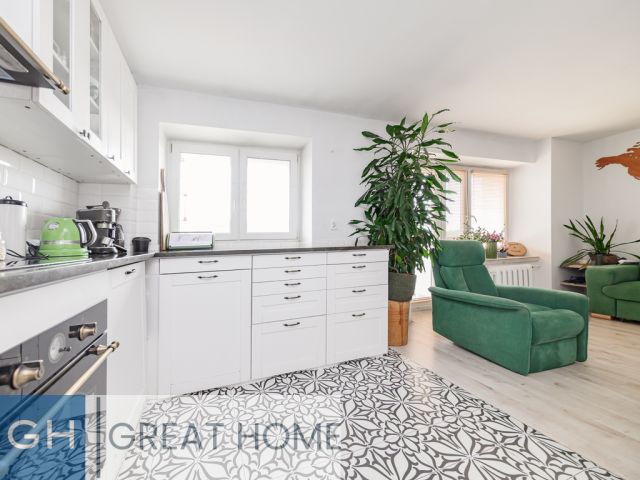 Mieszkanie 5-pokojowe Zielonka, ul. Młodzieżowa. Zdjęcie 1