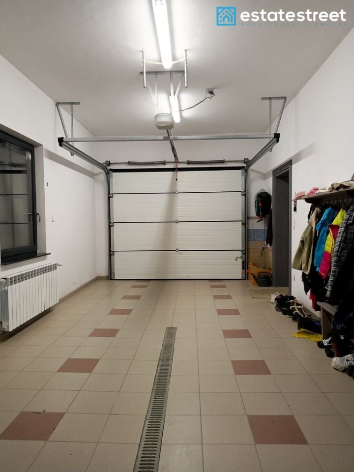 dom wolnostojący, 5 pokoi Bereżnica Wyżna. Zdjęcie 29