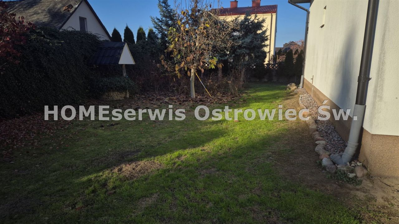 dom wolnostojący, 4 pokoje Ostrowiec Świętokrzyski Centrum. Zdjęcie 3