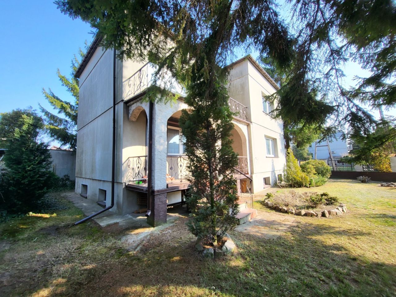 dom wolnostojący Brzeziny. Zdjęcie 1