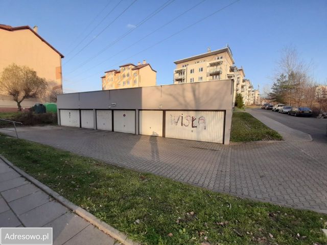 Garaż/miejsce parkingowe Kraków Kurdwanów. Zdjęcie 1