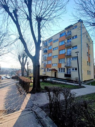 Mieszkanie 2-pokojowe Starachowice Centrum, ul. Ludwika Waryńskiego. Zdjęcie 1