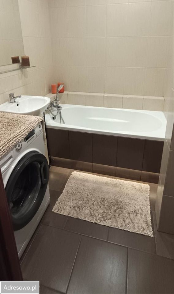 Mieszkanie 3-pokojowe Rzeszów Nowe Miasto, ul. bp. Józefa Sebastiana Pelczara. Zdjęcie 3