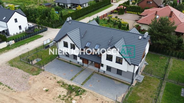 bliźniak, 4 pokoje Posada. Zdjęcie 2