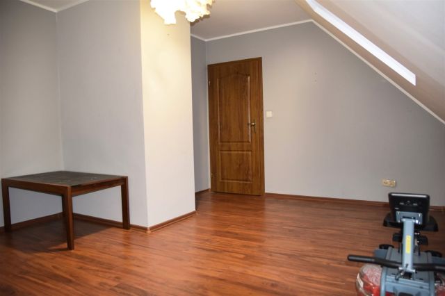dom wolnostojący, 5 pokoi Osiniec. Zdjęcie 21