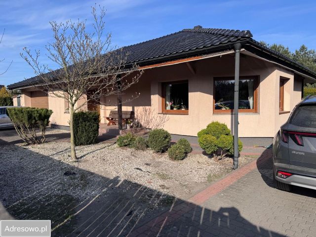 dom wolnostojący, 5 pokoi Łochowo, ul. Wilcza. Zdjęcie 1