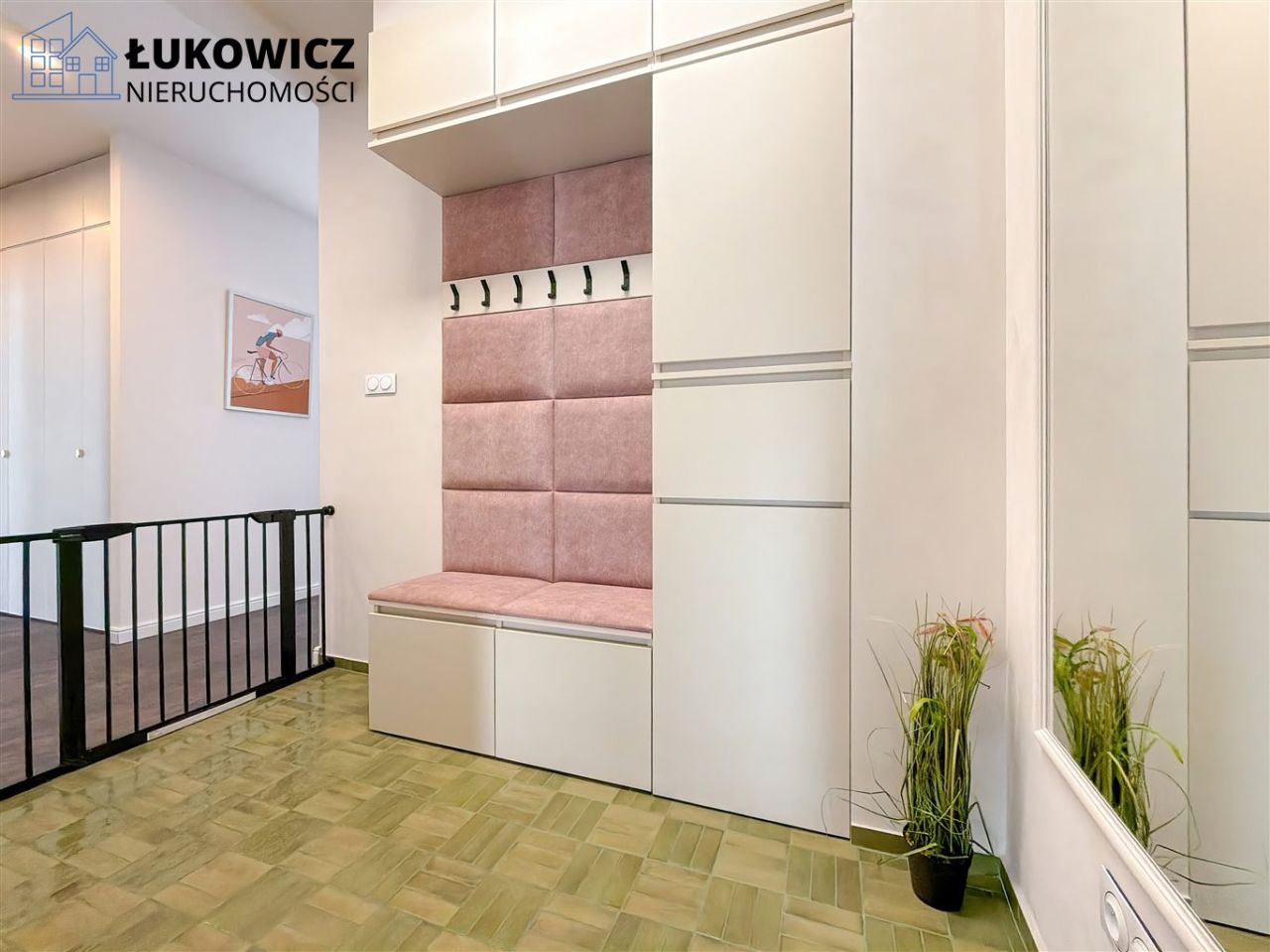 Mieszkanie 4-pokojowe Bielsko-Biała Kamienica. Zdjęcie 16