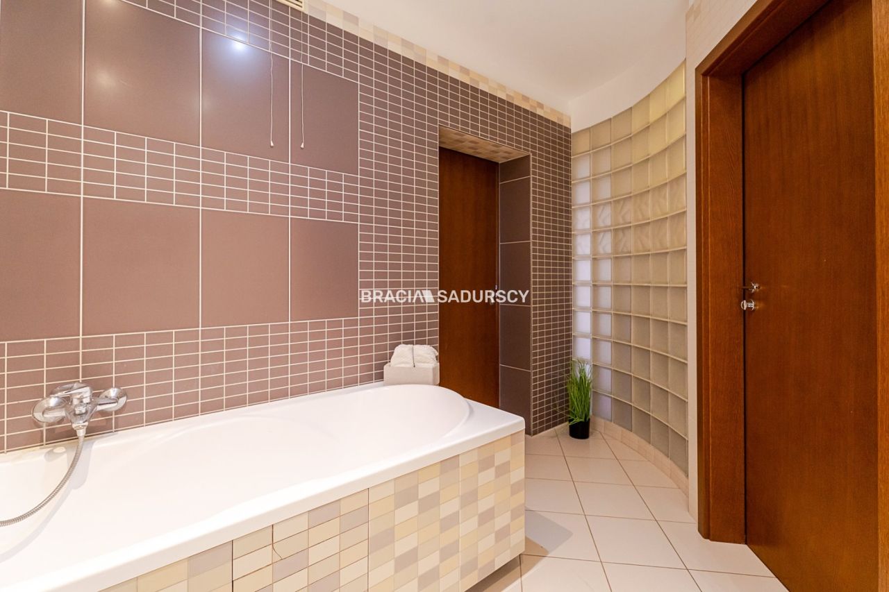 Mieszkanie 3-pokojowe Kraków Krowodrza, ul. Kazimierza Wierzyńskiego. Zdjęcie 27