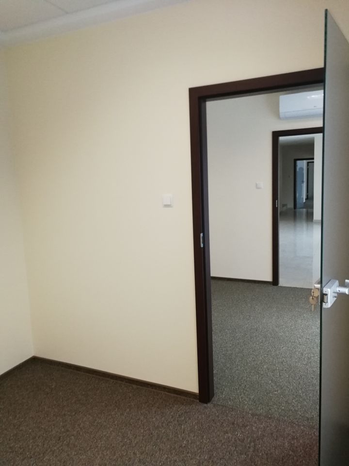 Biuro Kielce Malików, ul. Skrajna. Zdjęcie 7