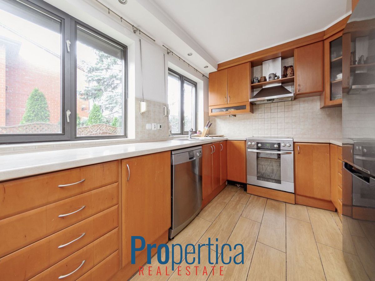 dom szeregowy, 5 pokoi Warszawa Targówek, ul. Karkonoszy. Zdjęcie 12