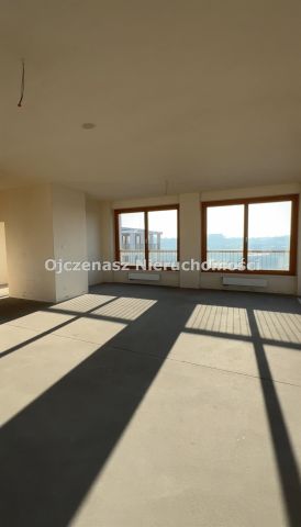 Mieszkanie 3-pokojowe Bydgoszcz Śródmieście. Zdjęcie 8