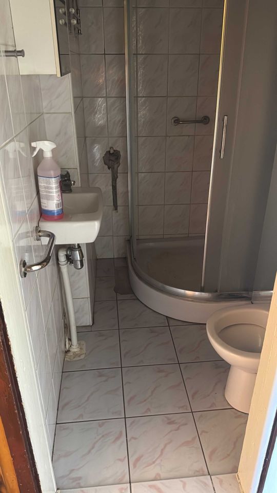 dom wolnostojący Miechów-Charsznica. Zdjęcie 5