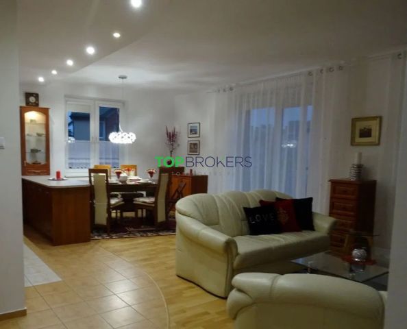 Mieszkanie 3-pokojowe Józefosław, ul. Zorzy Polarnej. Zdjęcie 2