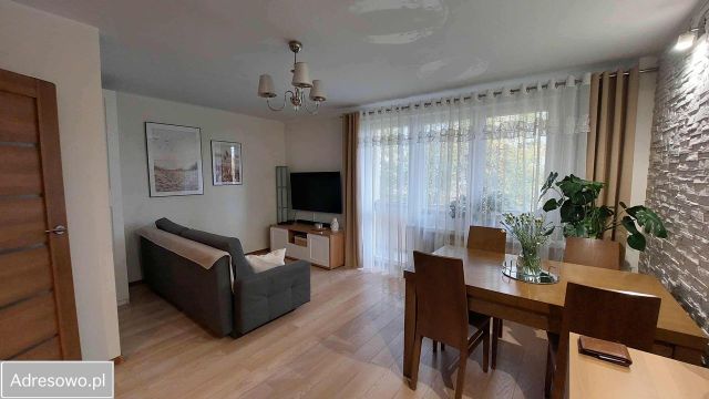 Mieszkanie 2-pokojowe Radom Osiedle XV-lecia, ul. gen. Józefa Sowińskiego. Zdjęcie 1