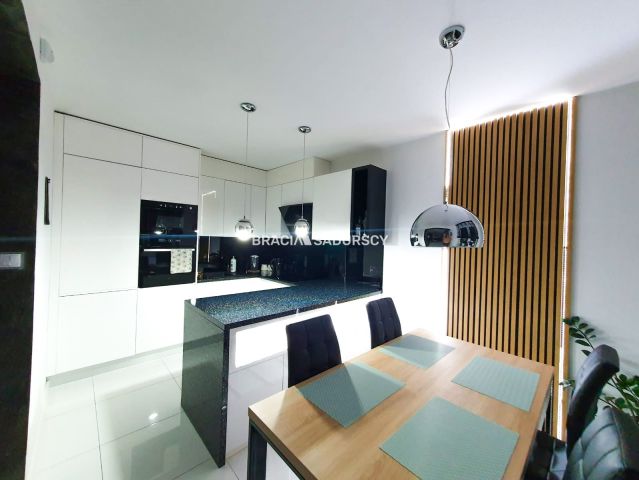 dom wolnostojący, 5 pokoi Igołomia. Zdjęcie 3