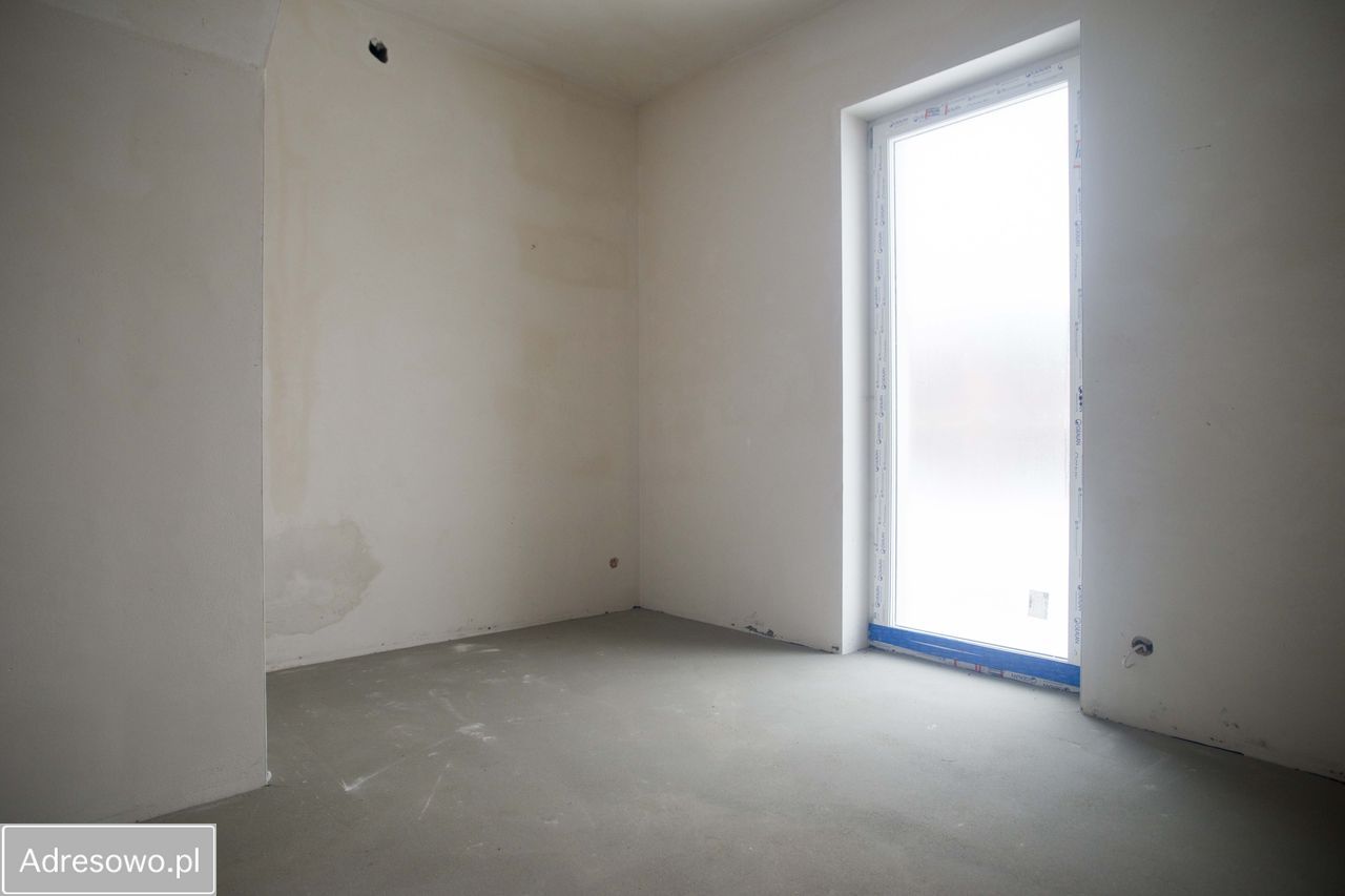 dom wolnostojący, 5 pokoi Tuszyn, ul. Roberta Kocha. Zdjęcie 4