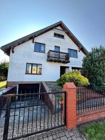 dom wolnostojący Międzyrzecz, ul. Stefana Cyraniaka. Zdjęcie 1