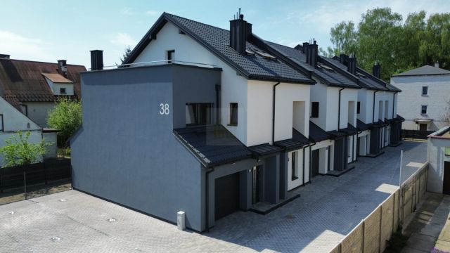 dom szeregowy, 5 pokoi Zielonka, ul. Ludwika Waryńskiego. Zdjęcie 1