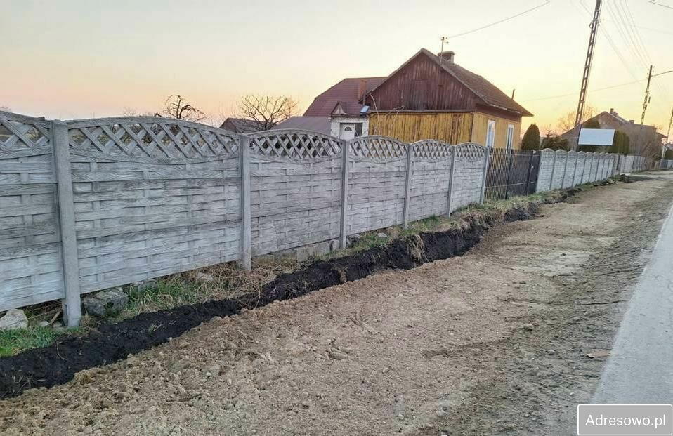 dom wolnostojący, 2 pokoje Stary Koniecpol, ul. Częstochowska. Zdjęcie 2