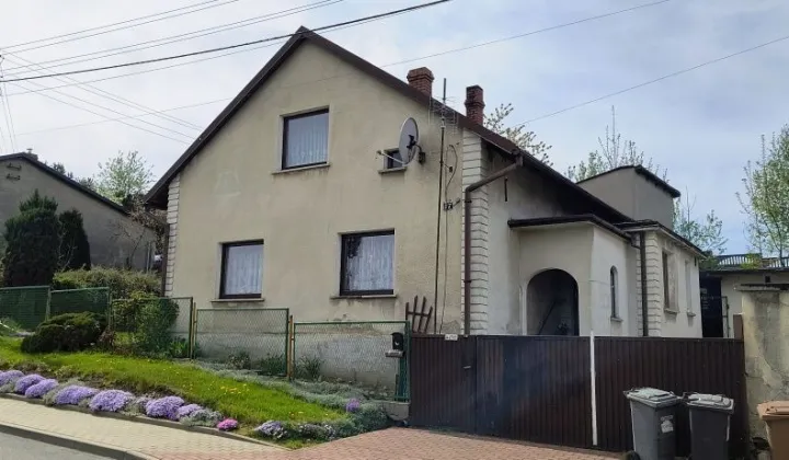 dom wolnostojący, 4 pokoje Wronin