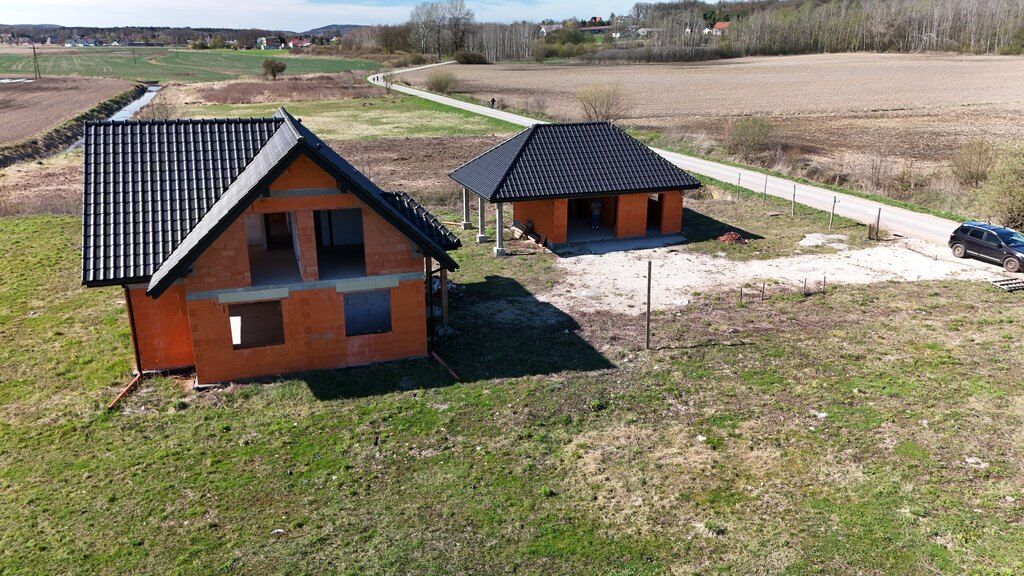 dom wolnostojący, 4 pokoje Wołowice. Zdjęcie 10