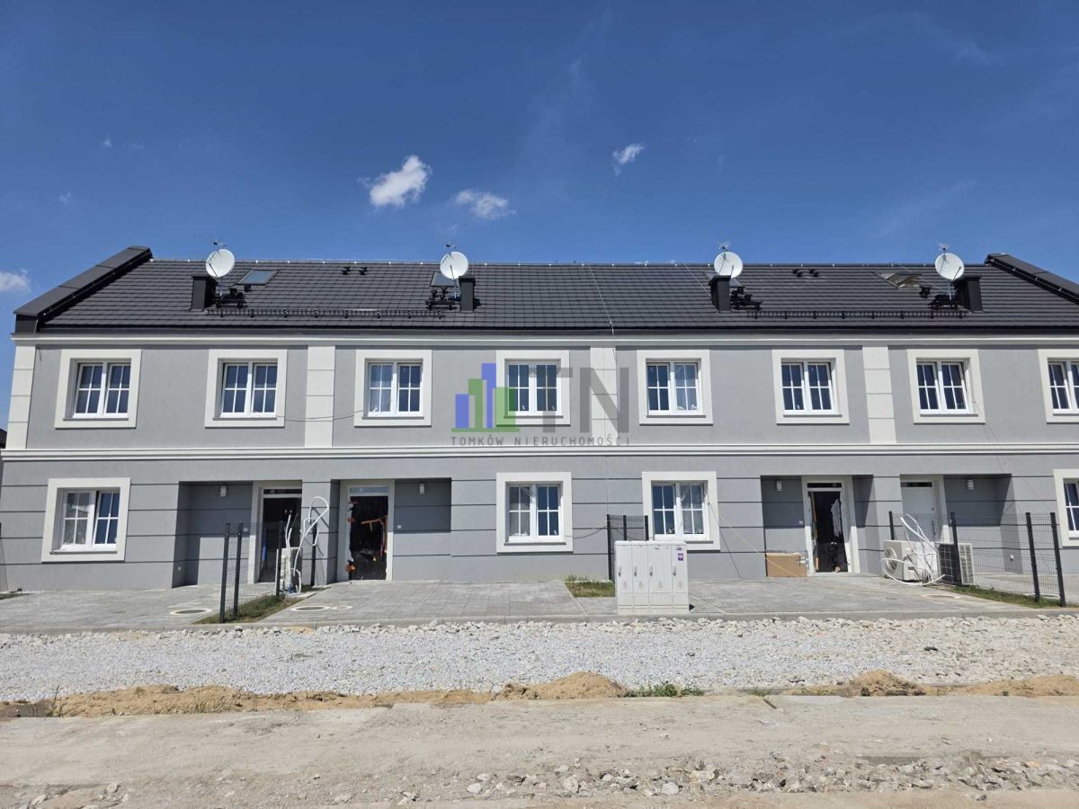 dom szeregowy, 5 pokoi Piecowice