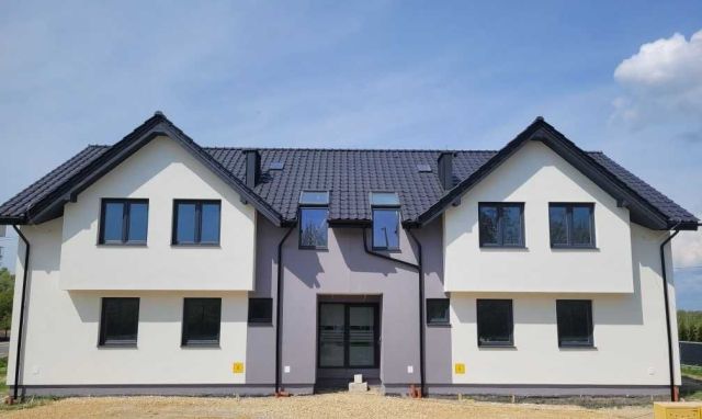 Mieszkanie 4-pokojowe Oświęcim, ul. Stefana Batorego. Zdjęcie 1