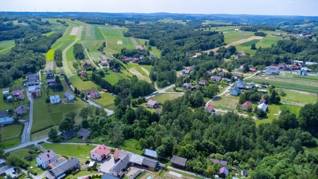 dom wolnostojący, 2 pokoje Harta. Zdjęcie 8