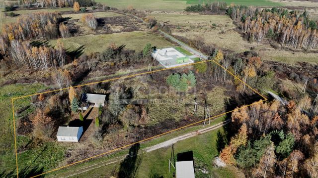 dom wolnostojący, 2 pokoje Pieczonogi. Zdjęcie 1