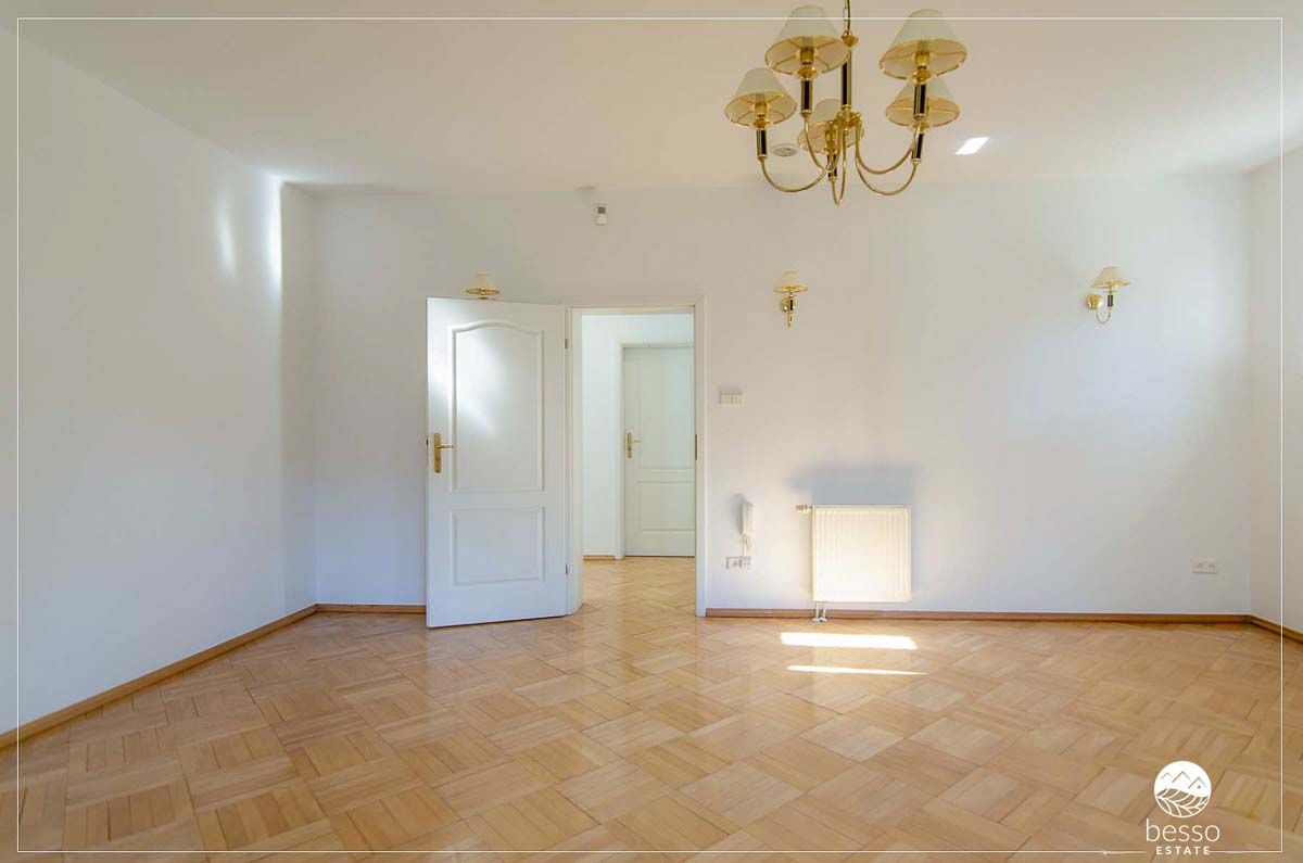 dom wolnostojący, 6 pokoi Magdalenka, ul. Polna. Zdjęcie 9