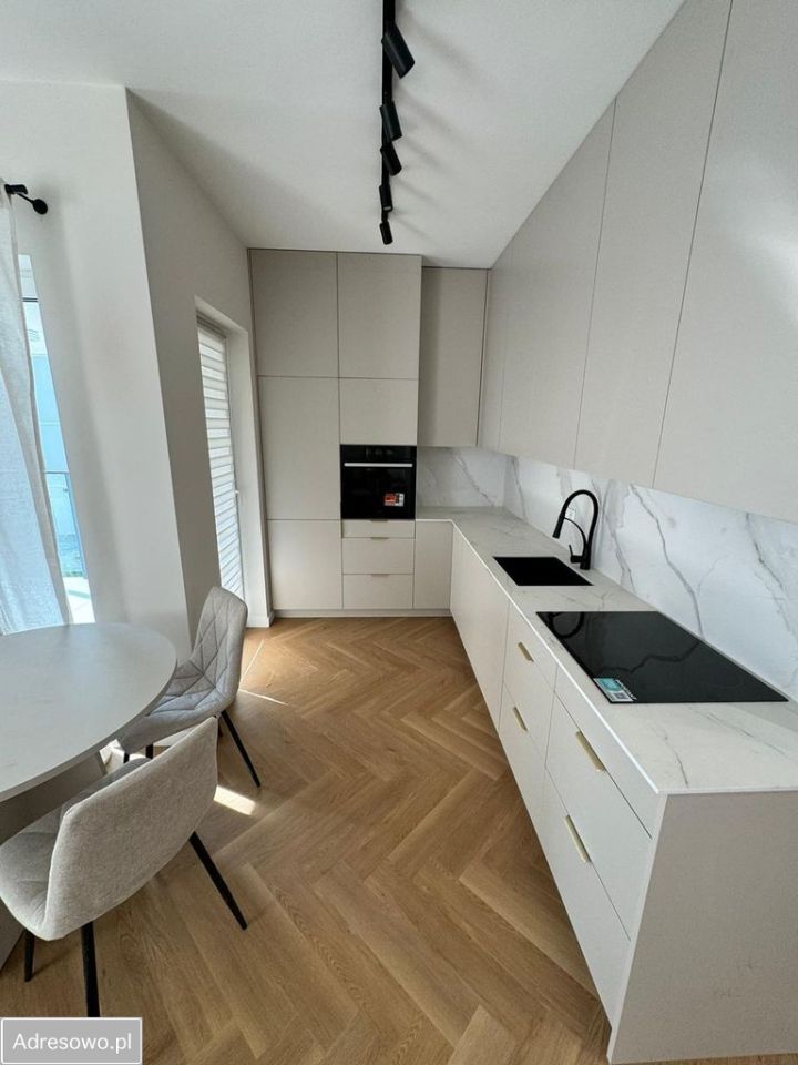 Mieszkanie 2-pokojowe Katowice Muchowiec, ul. gen. Kazimierza Pułaskiego. Zdjęcie 12