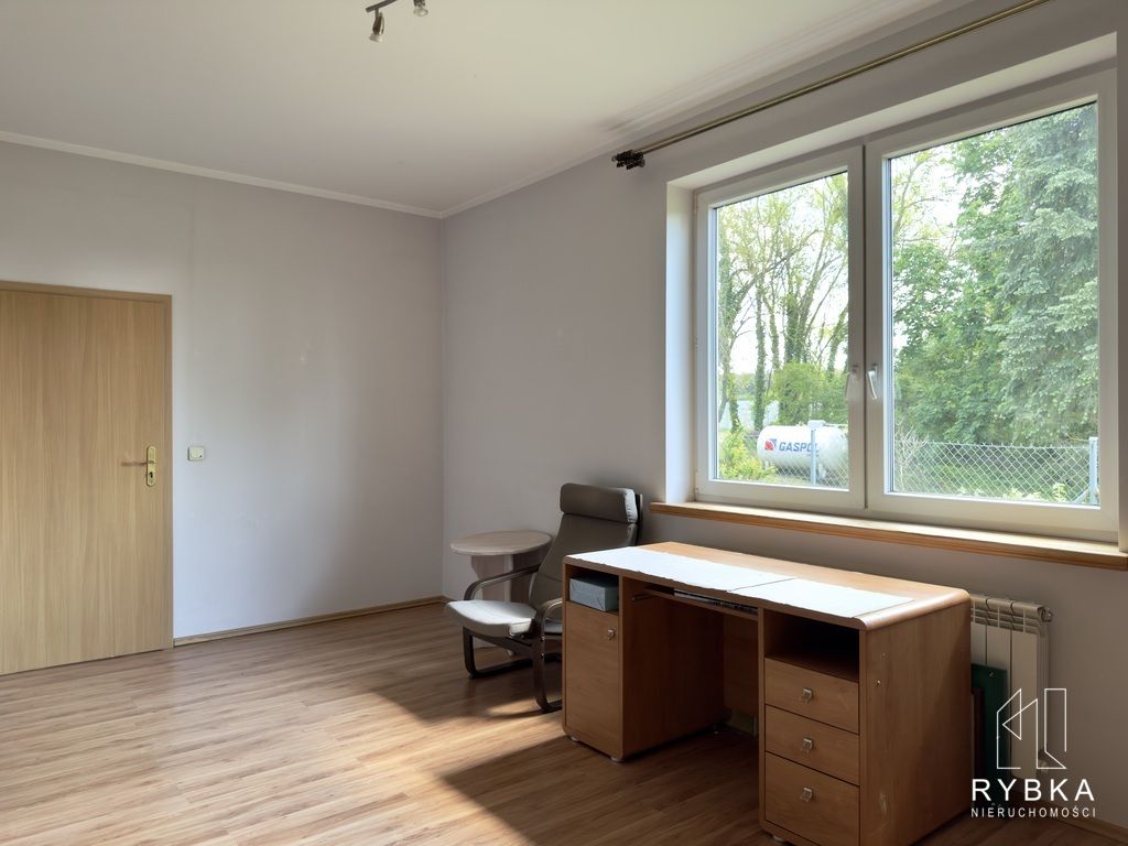 dom wolnostojący, 8 pokoi Starkowiec Piątkowski. Zdjęcie 11
