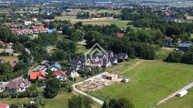 Mieszkanie 3-pokojowe Niepołomice. Zdjęcie 3