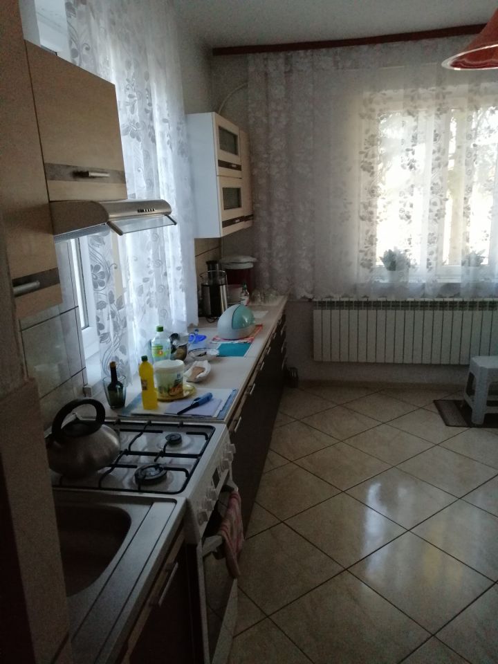dom wolnostojący, 2 pokoje Szlatyn, brak. Zdjęcie 6