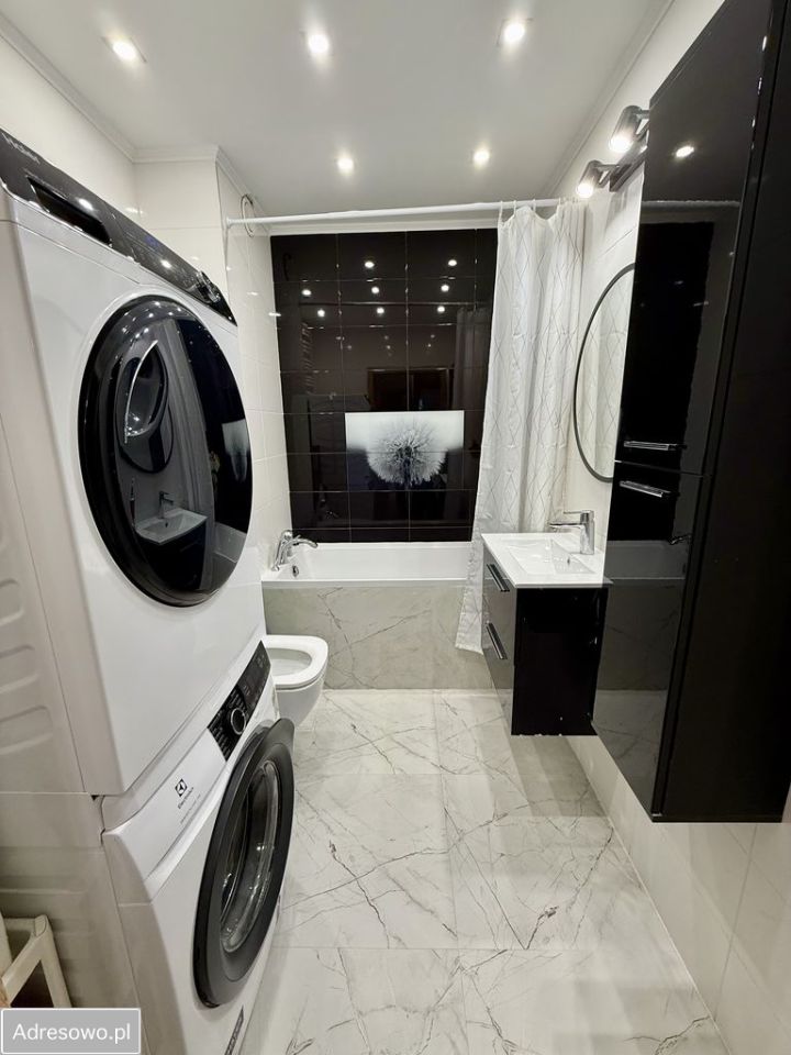 Mieszkanie 3-pokojowe Poznań Dębiec, ul. 28 Czerwca 1956 r.. Zdjęcie 8